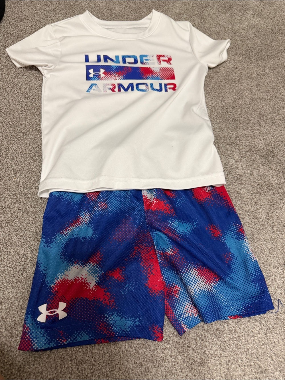 Under Armour Set size 4